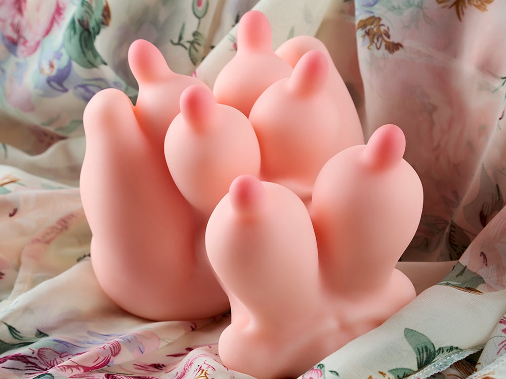 Mini Cow Girl: Mini-Liebespuppen, sechs Brüste, männliche Masturbation, Hentai-Taschenmuschis